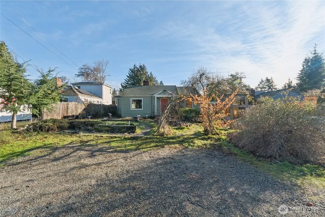 15208 6th Avenue NE, Shoreline, WA 98155