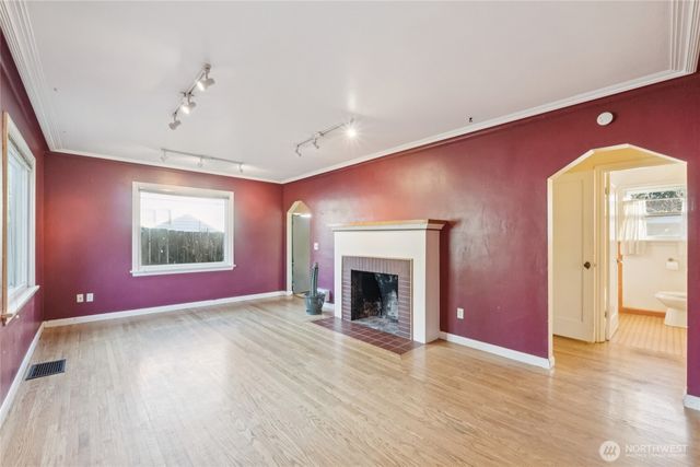 15208 6th Avenue NE, Shoreline, WA 98155