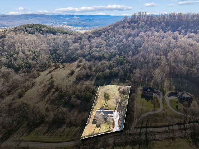 105 Agee Branch Ln, Hickman, TN 38567