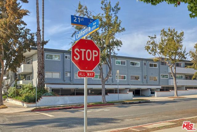 2021 California Avenue 20, Santa Monica, CA 90403