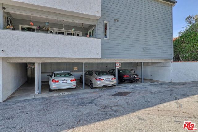 2021 California Avenue 20, Santa Monica, CA 90403