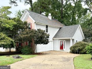 111 S Fairfield Drive, Peachtree City, GA 30269