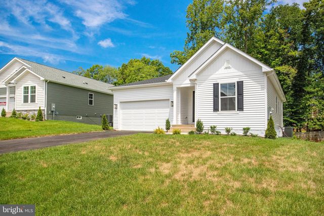 35599 PINE NEEDLE LN, Locust Grove, VA 22508