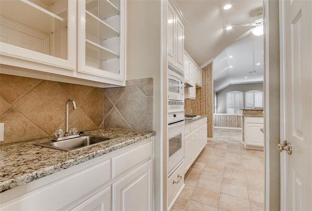 11700 Lemens Spice CV, Austin, TX 78750