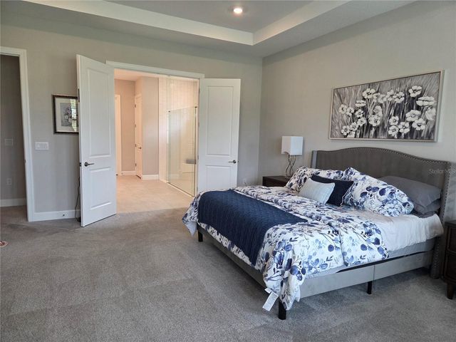 15613 SAN LAZZARO AVENUE, Lakewood Ranch, FL 34211
