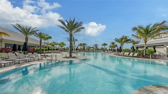 15613 SAN LAZZARO AVENUE, Lakewood Ranch, FL 34211