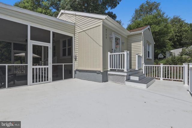 9740 GARIS SHOP RD, Hagerstown, MD 21740