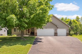 4704 Weston Hills Drive, Eagan, MN 55123