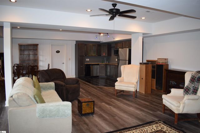 3 Rustic Court, Landrum, SC 29356