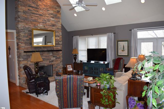 3 Rustic Court, Landrum, SC 29356