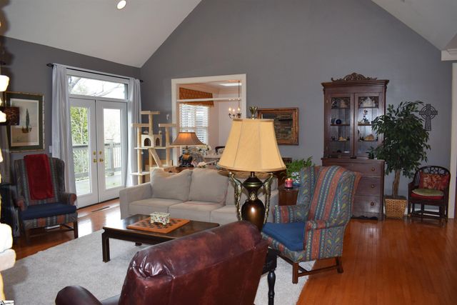 3 Rustic Court, Landrum, SC 29356