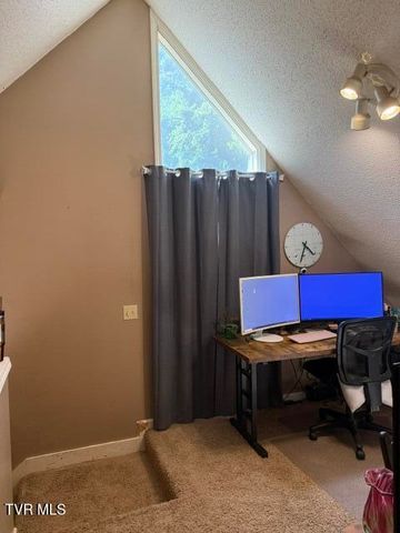16109 Rich Valley Road, Abingdon, VA 24210