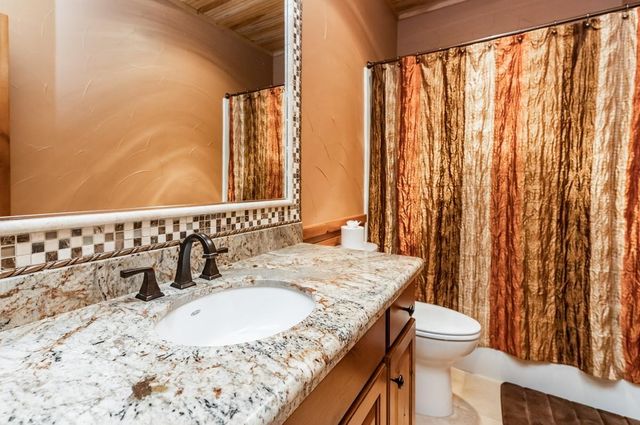 1955 Wingate Blvd, Brookeland, TX 75931