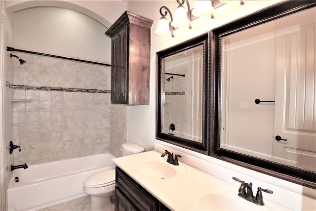 133 Andrea Court, Lewisville, TX 75067