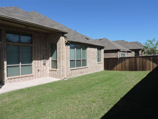 133 Andrea Court, Lewisville, TX 75067