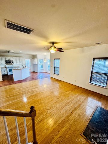 7411 Gate Key Court, Stanley, NC 28164