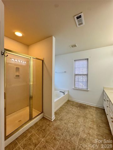 7411 Gate Key Court, Stanley, NC 28164