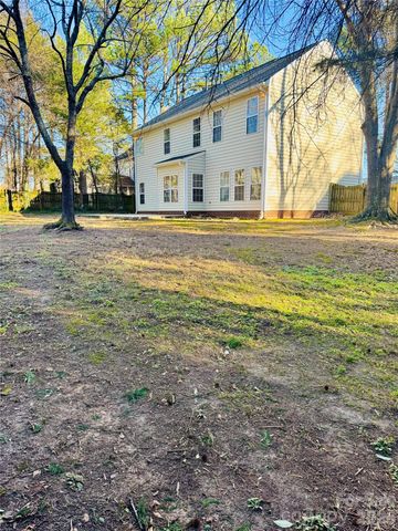 7411 Gate Key Court, Stanley, NC 28164