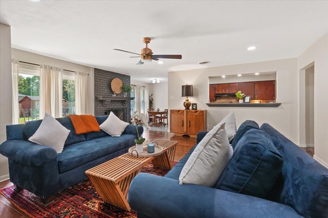 617 Mimosa Drive, Denton, TX 76201