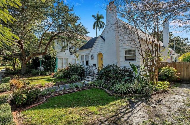 316 18TH AVENUE NE, St Petersburg, FL 33704