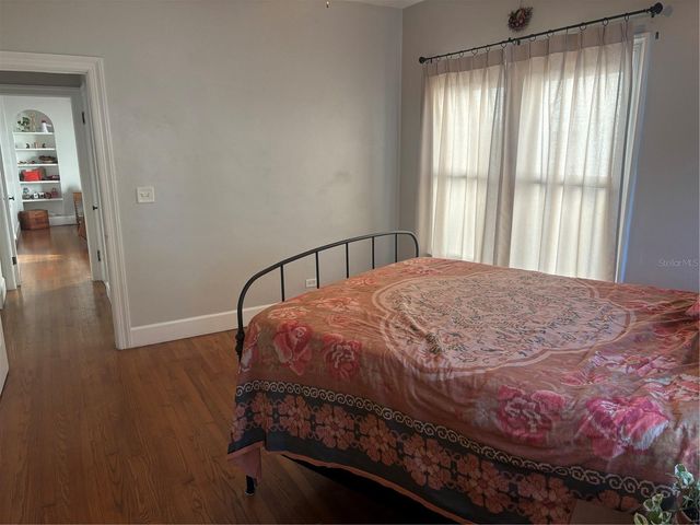 316 18TH AVENUE NE, St Petersburg, FL 33704