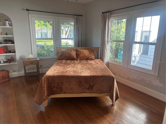 316 18TH AVENUE NE, St Petersburg, FL 33704