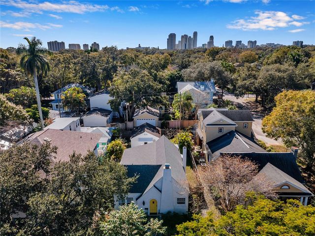 316 18TH AVENUE NE, St Petersburg, FL 33704