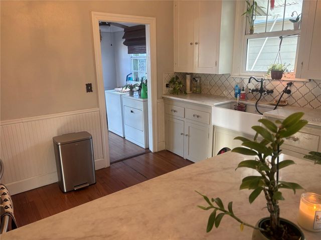 316 18TH AVENUE NE, St Petersburg, FL 33704