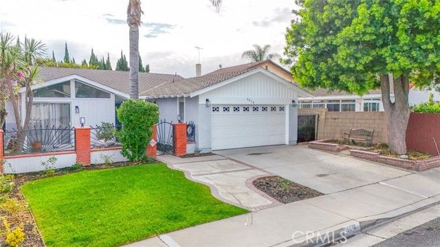 5018 Elderhall Avenue, Lakewood, CA 90712