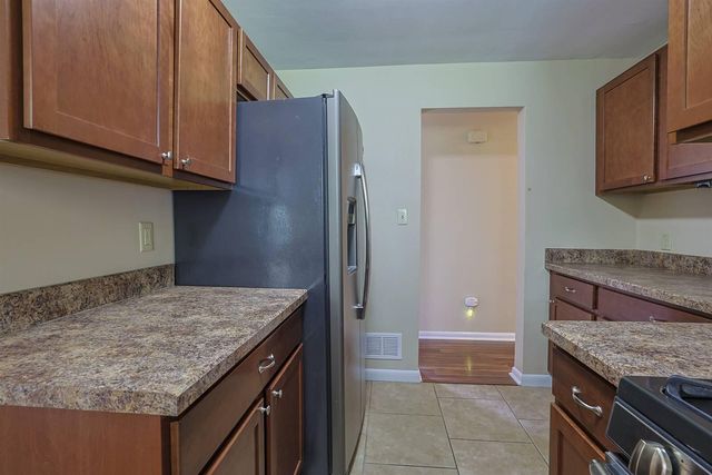 410 Silverlake Avenue, Erlanger, KY 41018