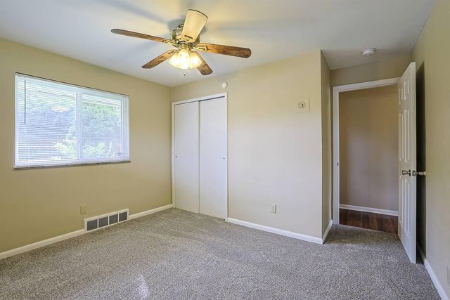 410 Silverlake Avenue, Erlanger, KY 41018