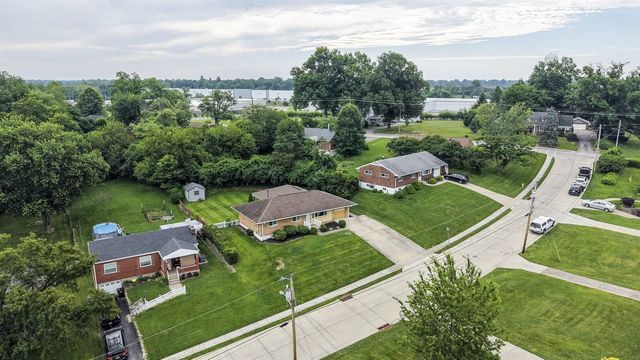 410 Silverlake Avenue, Erlanger, KY 41018