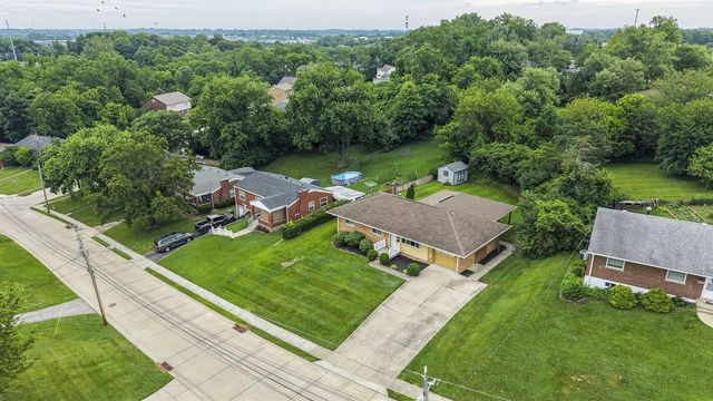 410 Silverlake Avenue, Erlanger, KY 41018
