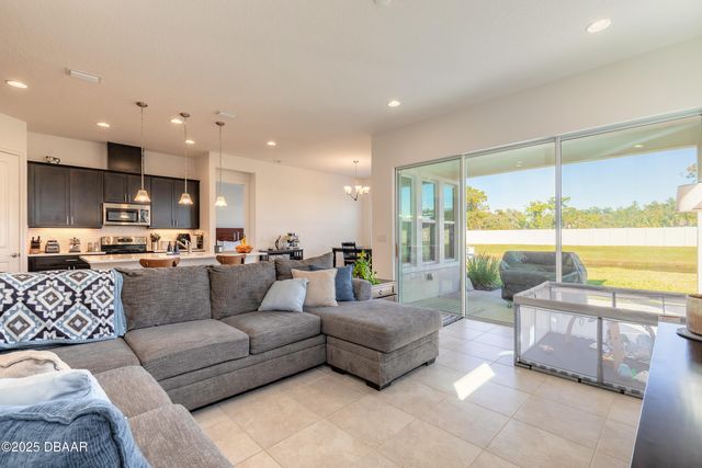 6243 Woodhaven Village Drive, Port Orange, FL 32128