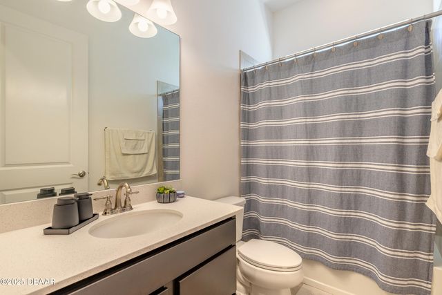 6243 Woodhaven Village Drive, Port Orange, FL 32128