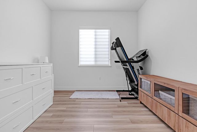 5913 Vantage St, Sacramento, CA 95835