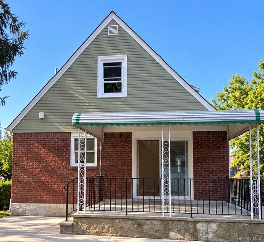 750 Wesley Street, Baldwin, NY 11510