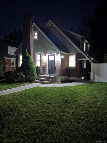750 Wesley Street, Baldwin, NY 11510