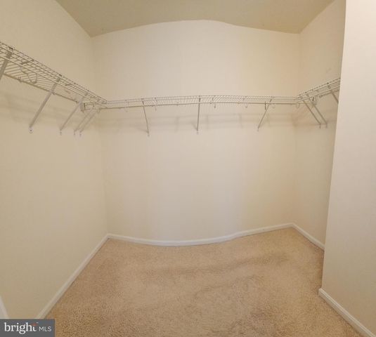 21764 HARROUN TER, Ashburn, VA 20147