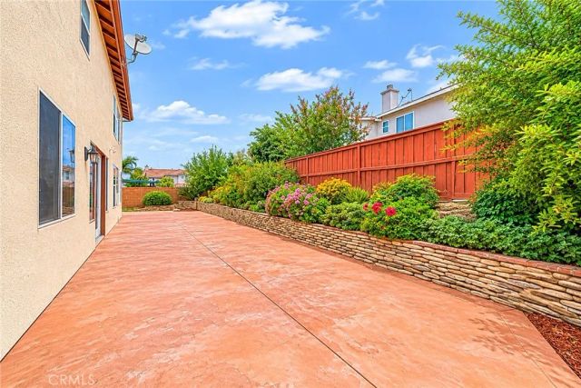 7416 Four Winds Court, Eastvale, CA 92880