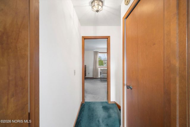 1225 Hidden Ridge Road, Toledo, OH 43615