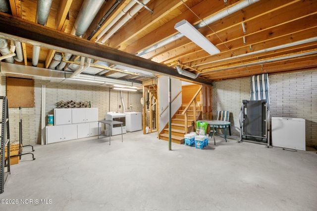 1225 Hidden Ridge Road, Toledo, OH 43615