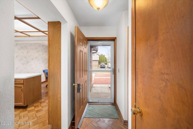 1225 Hidden Ridge Road, Toledo, OH 43615