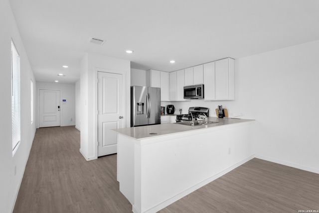 3703 Millbrook, San Antonio, TX 78245