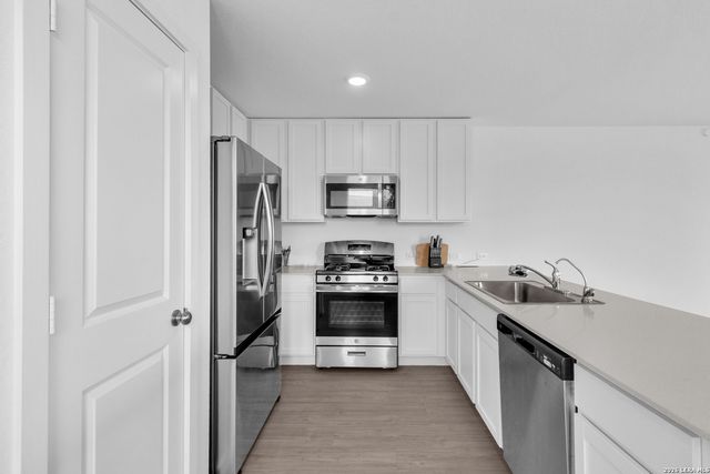 3703 Millbrook, San Antonio, TX 78245