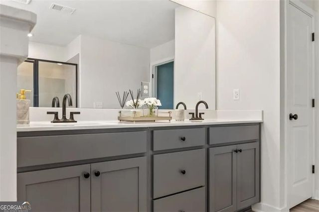 8565 Oak Hollow Way, Cumming, GA 30041