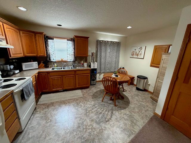 465 W Wright Avenue, Shepherd, MI 48883