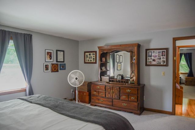22 Edgewood Street, Milford, NH 03055