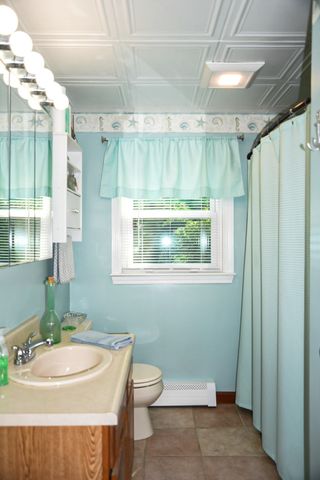 22 Edgewood Street, Milford, NH 03055