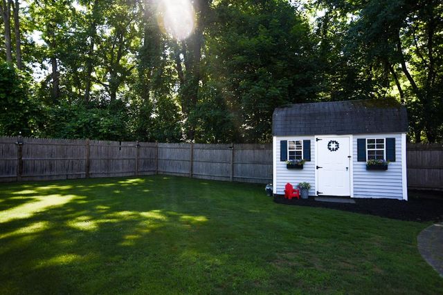22 Edgewood Street, Milford, NH 03055